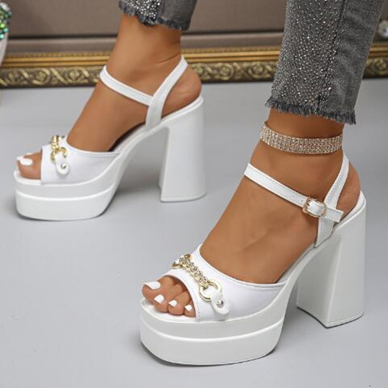 Neue Sommerprodukte 2026, quad – Casual Sandal Leather Bewertung und Preis